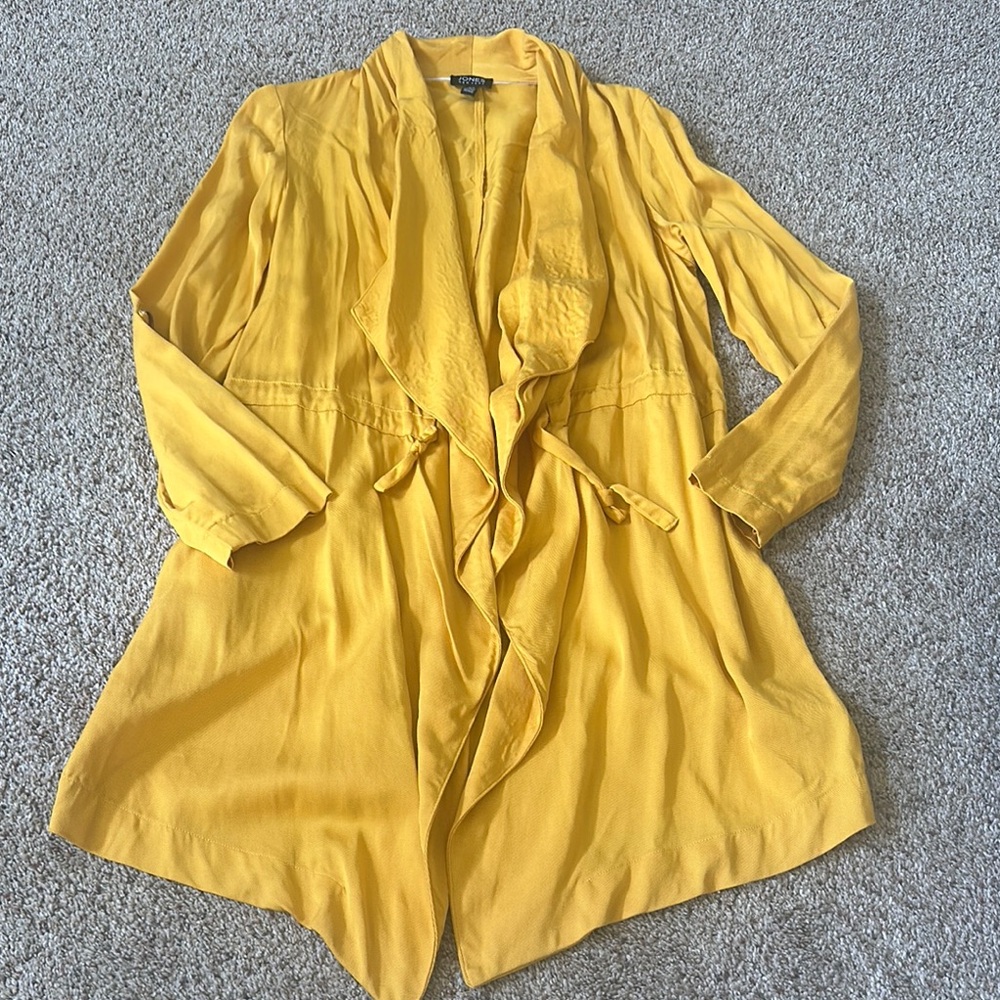 Jones New York Yellow Coat Elegant Waterfall Design